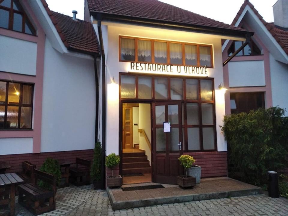 Restaurace U Vlkove Hotel Kamenice Exterior photo